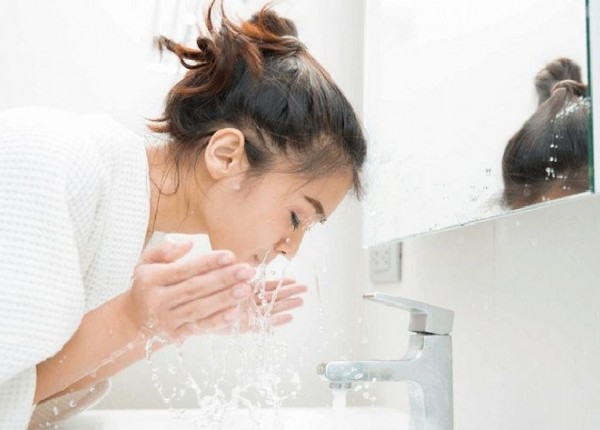 Hướng dẫn cách chăm sóc da sau sinh cho phụ nữ hiệu quả