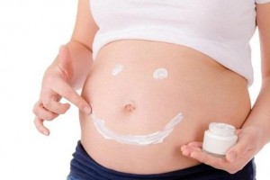 Kem trị rạn da có an toàn cho thai nhi không? [Giải đáp]