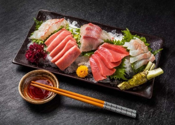 Bà bầu không được ăn những thực phẩm nào? [Lời khuyên từ chuyên gia]